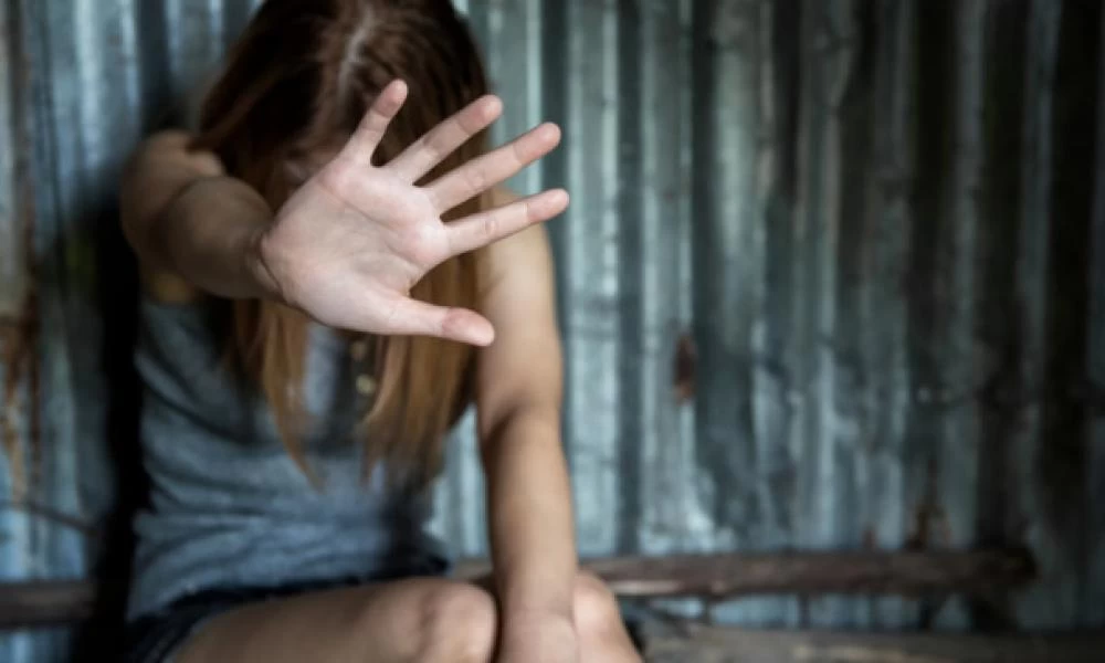 Αγγλία: Φρίκη!- 33χρονος βίασε την αδερφή του